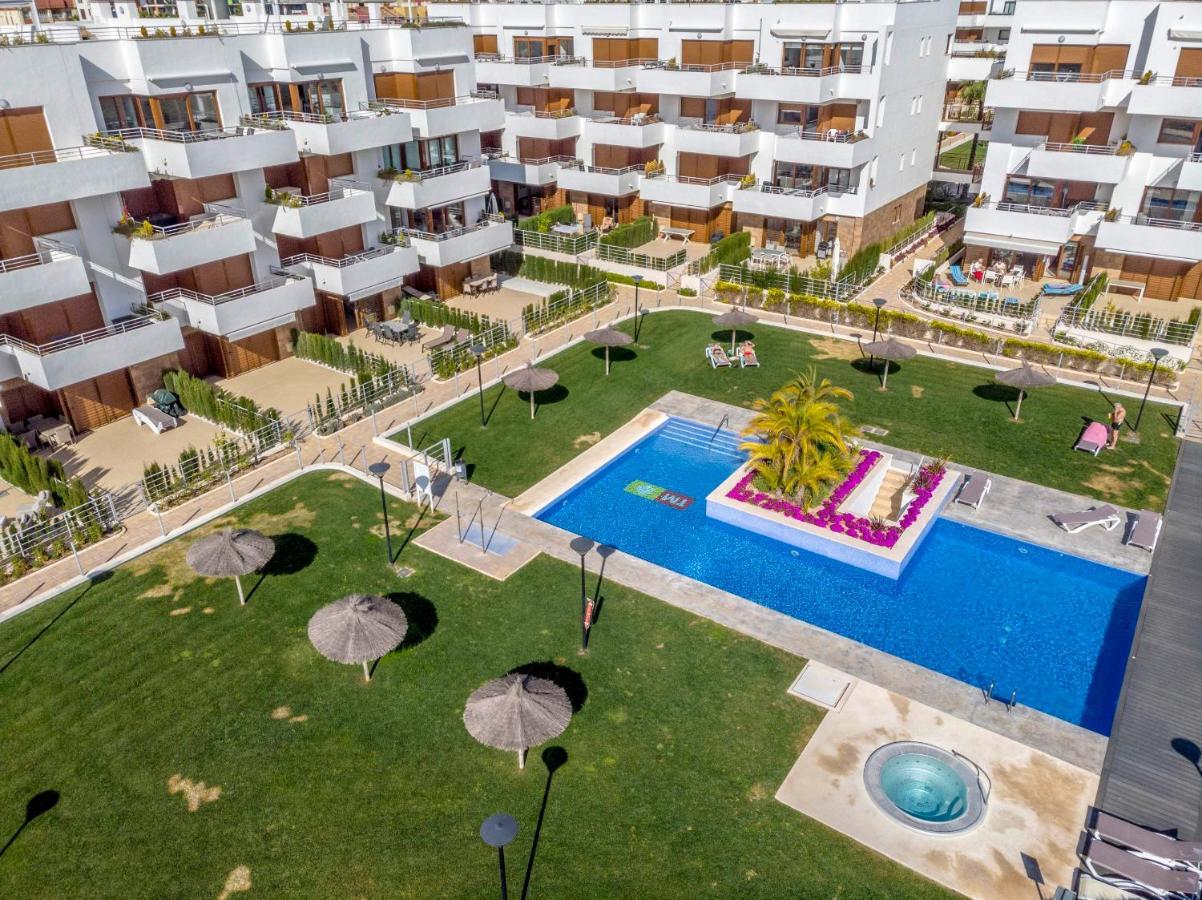 Cb Living - Modern Apartment, Terrazas De Campoamor Dehesa de Campoamor  ภายนอก รูปภาพ